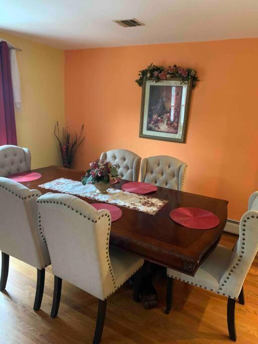 Family 3-Bedroom Home エリザベス エクステリア 写真